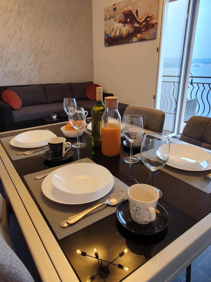 Apartment Zadoda Omis Exterior photo