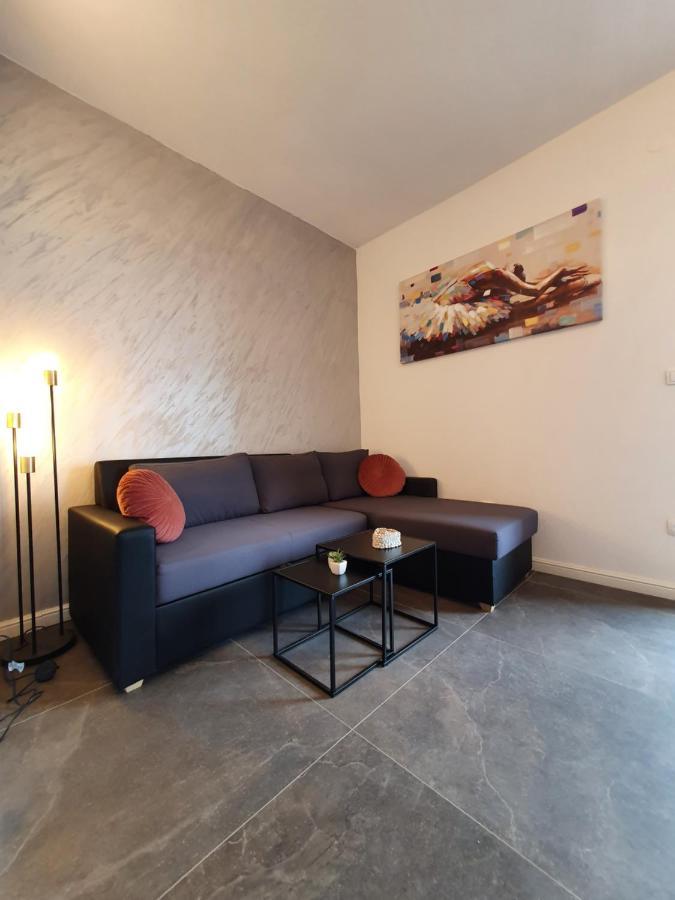 Apartment Zadoda Omis Exterior photo